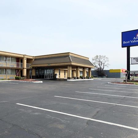 Americas Best Value Inn & Suites Грінвілл Екстер'єр фото