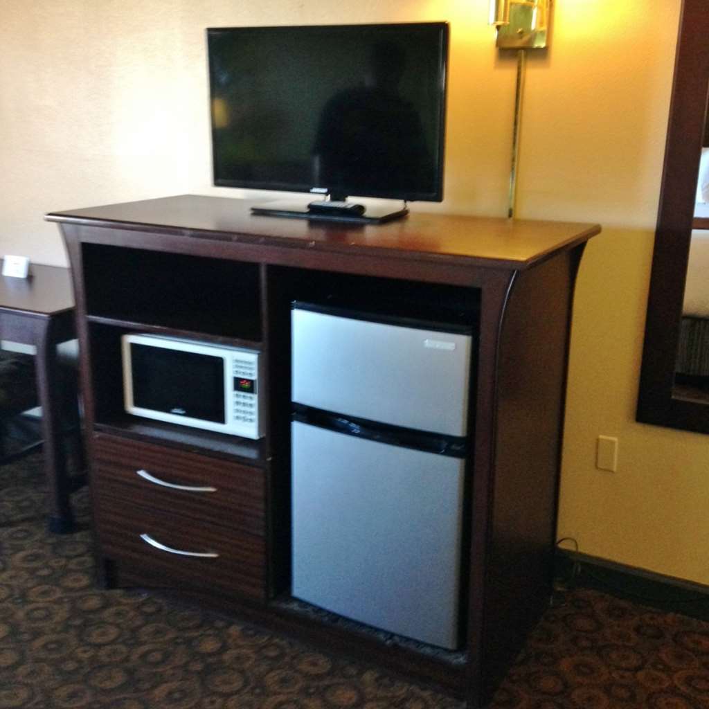 Americas Best Value Inn & Suites Грінвілл Номер фото